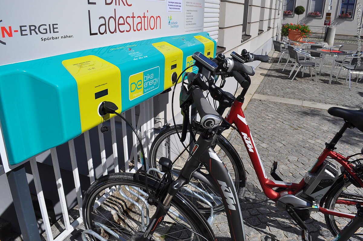 E-Bike-Ladestation am Rathausplatz