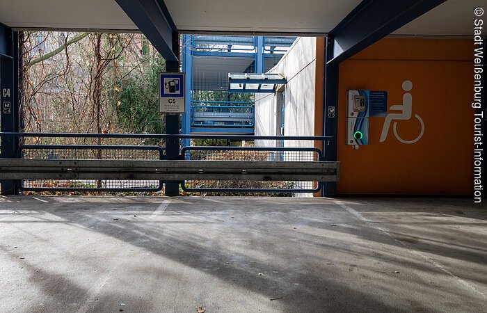E-Ladestation Parkhaus Dörflervilla