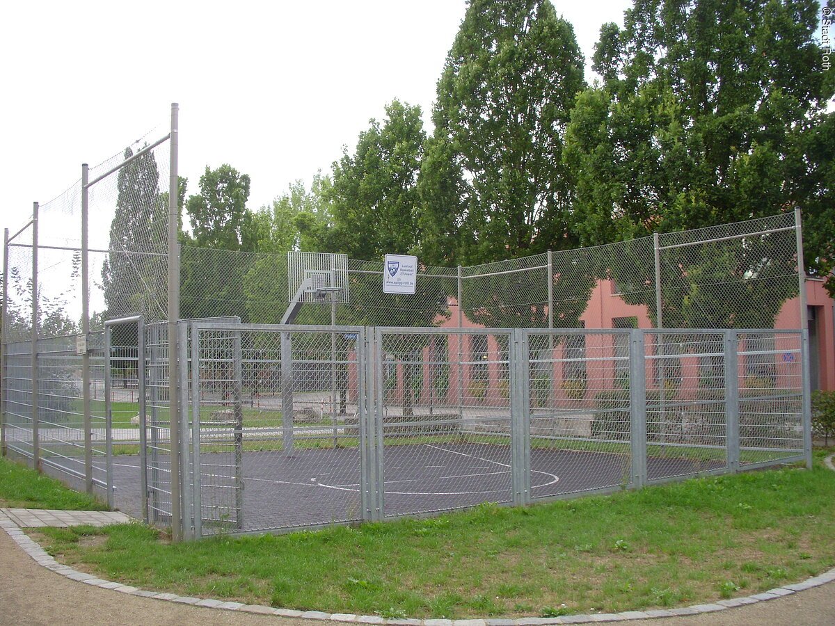 Spielplatz in Roth - Jugendhaus