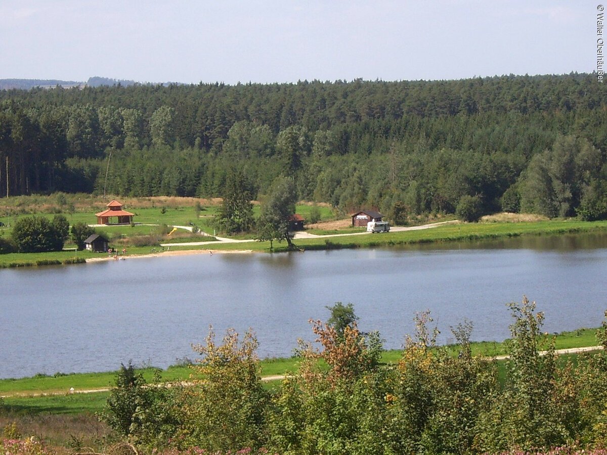 Dennenloher See - der kleineste See im Fränkischen Seenland