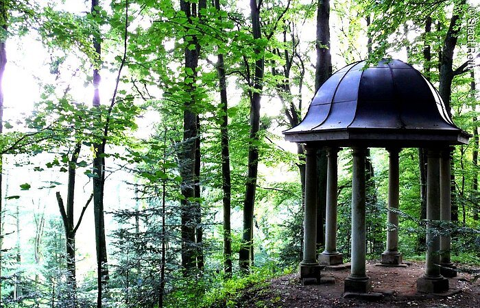 Inmitten von Natur befindet sich der Weinbergspark in Roth.