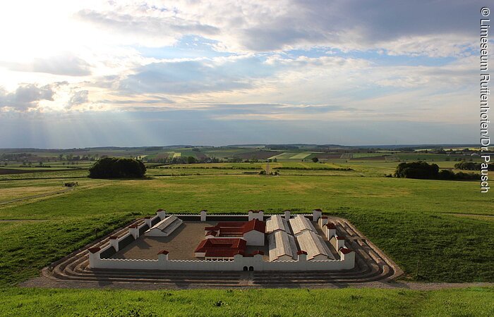 So sah es am Anfang aus, wie das Museum gebaut wurde.